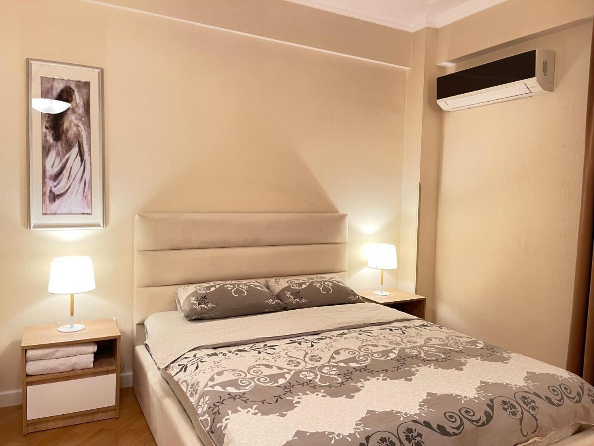 Apartment In Downtown "Rustaveli Residence" Tbilisi Exterior foto